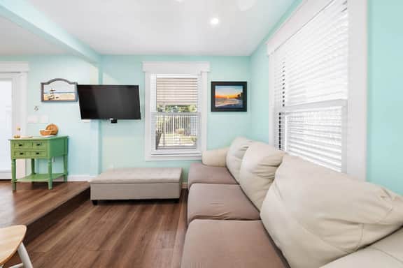 Hideaway Cottage - Image 2